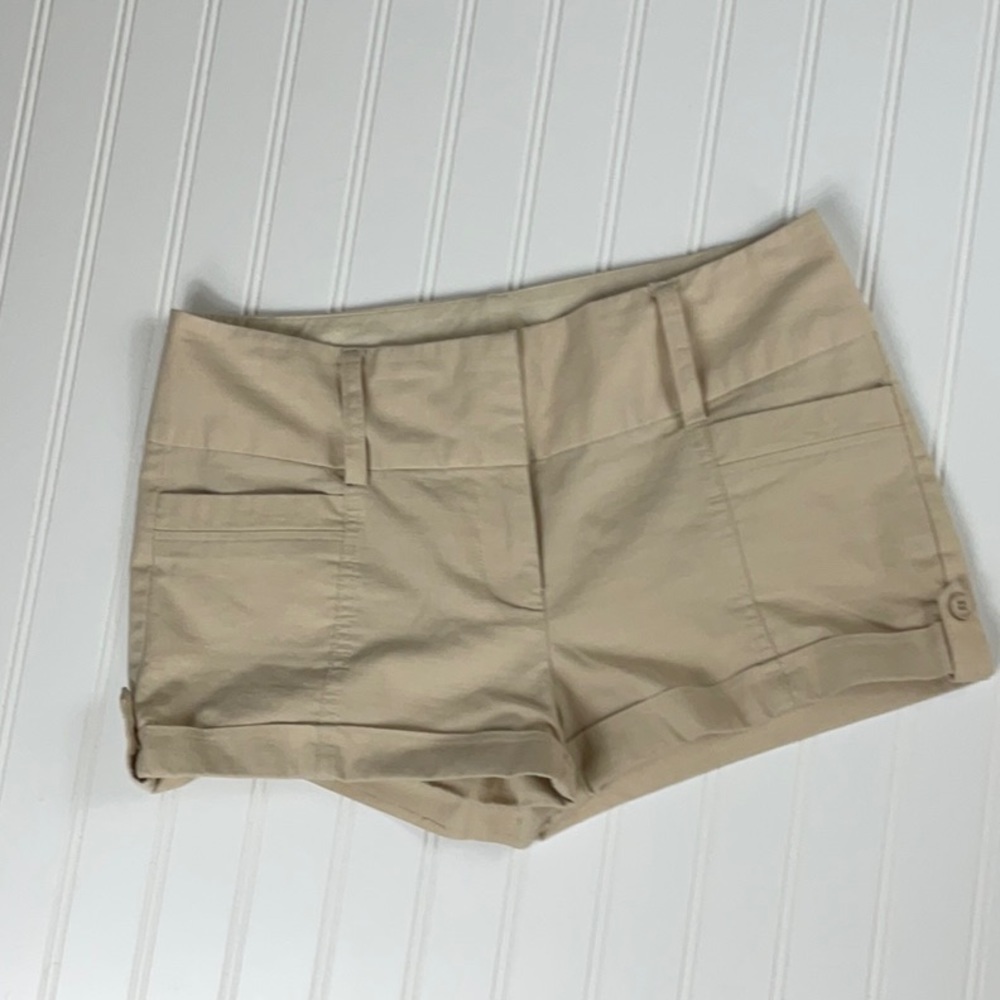 Guess Shorts Size 28
